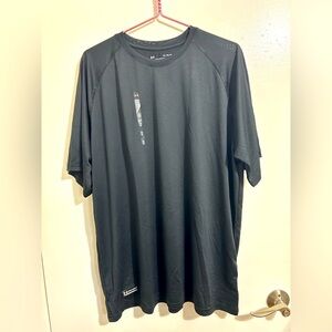 Men’s Under Armour Black Short Sleeve Tee Relaxed Fit